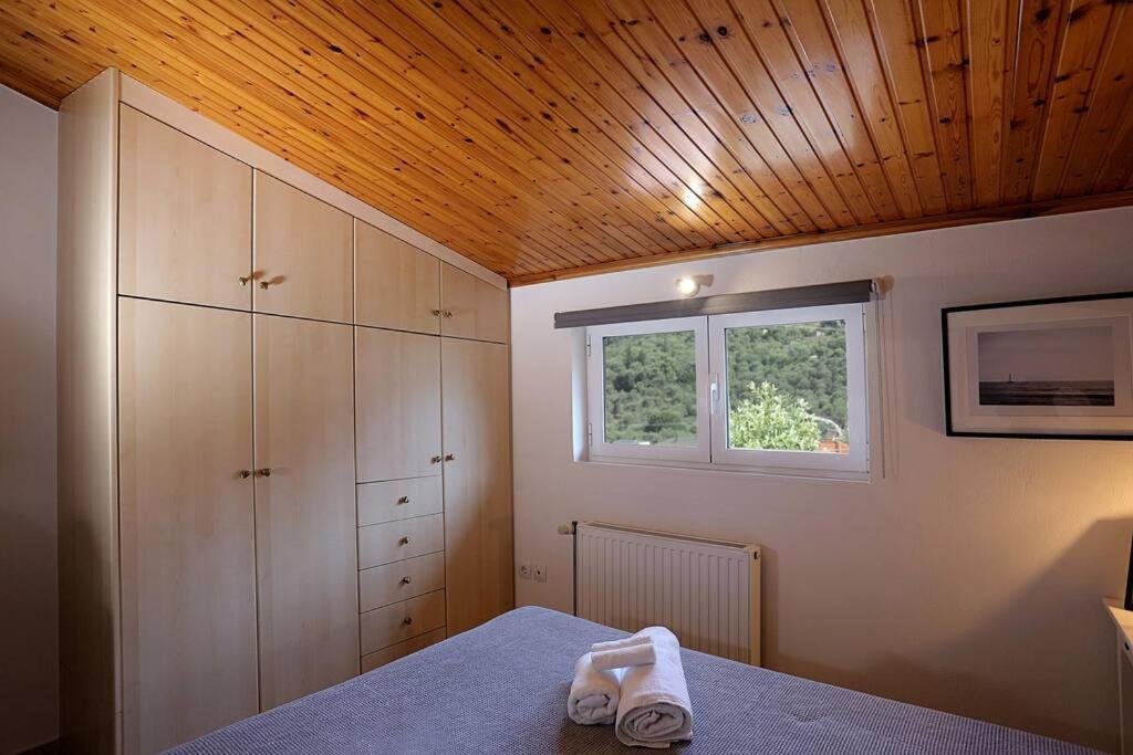 "Elegant & Quiet House" Apartment อีกูเมนิทซา ภายนอก รูปภาพ
